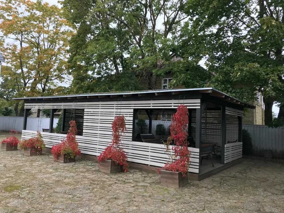 Villa Wesenbergh Rakvere Buitenkant foto